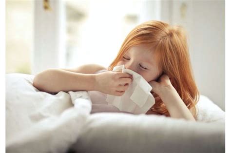 Flu is on the rise while RSV infections may be peaking, U.S. health officials say